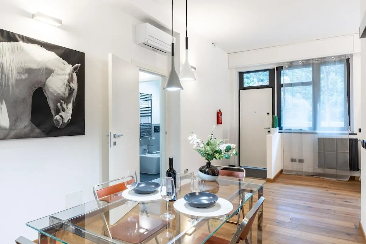 Lägenhet Modern Suite I Free Wifi, Ac & Metro Nearby Milano Italien